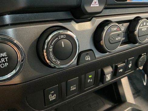 Certified 2023 Toyota Tacoma TRD Sport w/ TRD Premium Sport Package AWD/4WD image 18