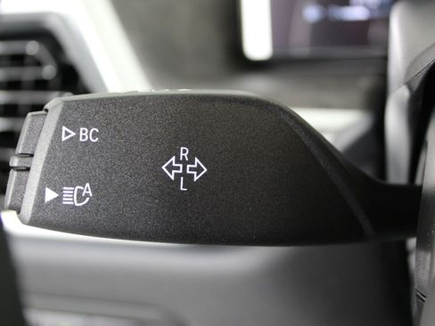 New 2026 BMW X5 xDrive40i w/ M Sport Package image 30