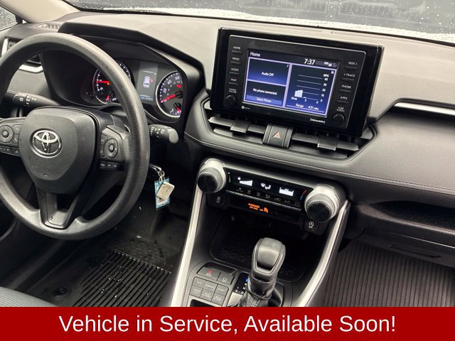 Used 2021 Toyota RAV4 LE AWD/4WD image 9