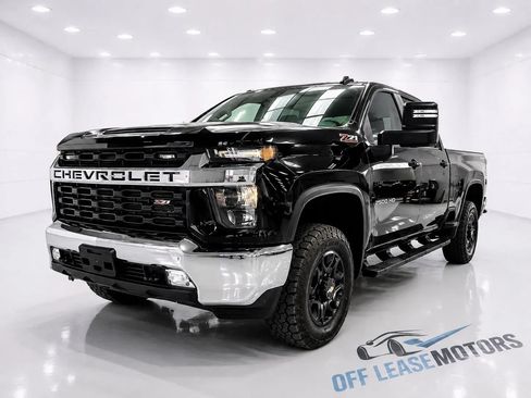 Used 2021 Chevrolet Silverado 2500 LT w/ Convenience Package AWD/4WD image 1