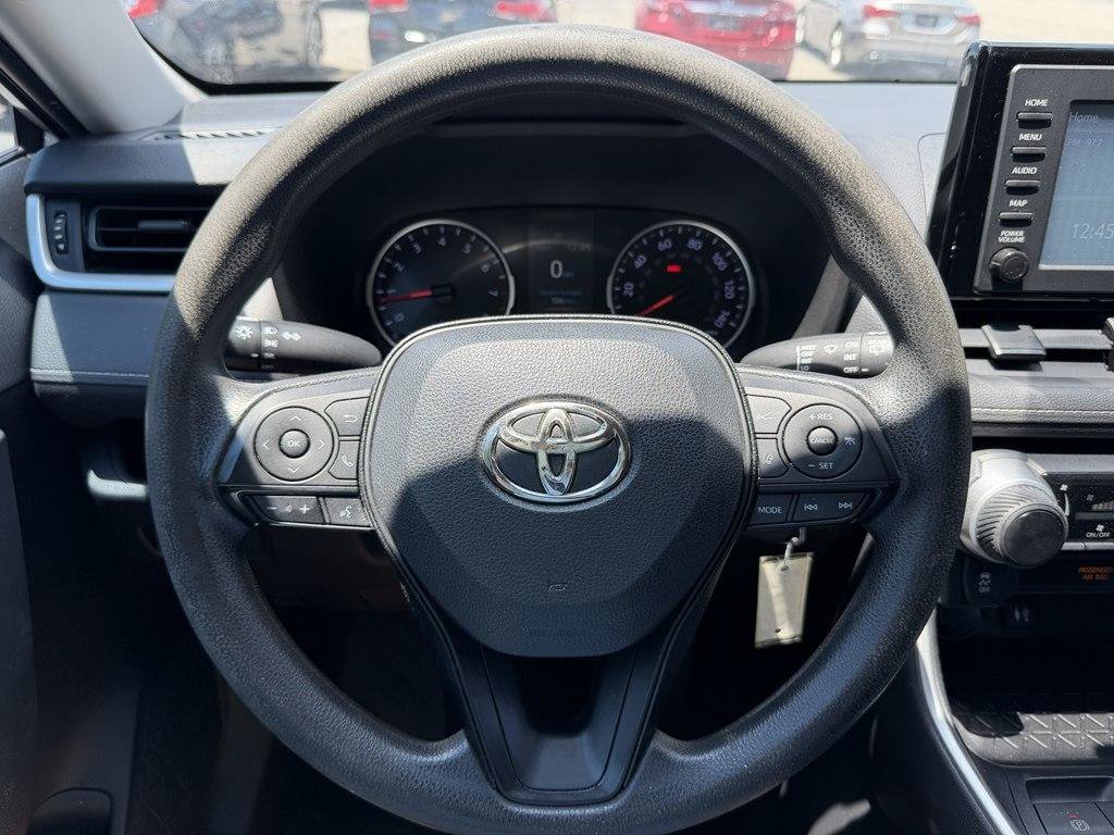 Used 2019 Toyota RAV4 LE FWD image 22