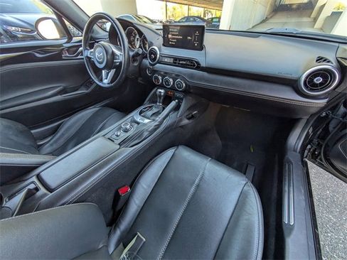 Used 2024 MAZDA MX-5 Miata RF Grand Touring image 10