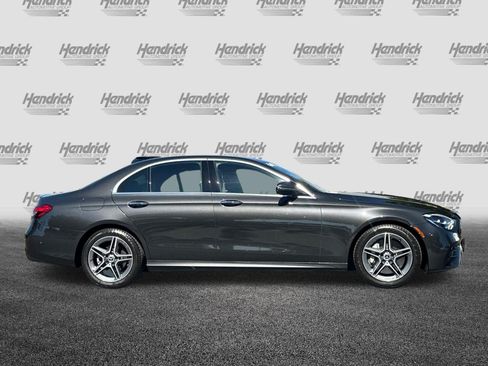 Used 2022 Mercedes-Benz E 350 Sedan image 3