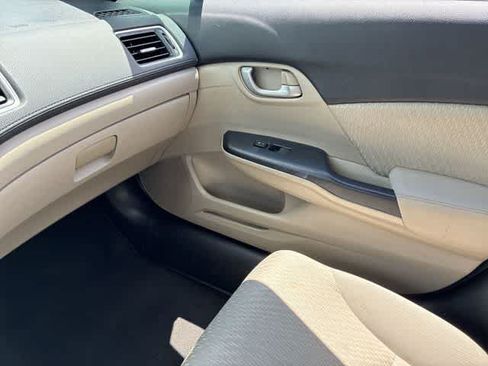 Used 2014 Honda Civic LX image 30