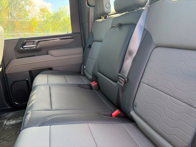 Used 2026 Chevrolet Silverado 2500 ZR2 w/ LPO, Dark Essentials Package AWD/4WD image 10