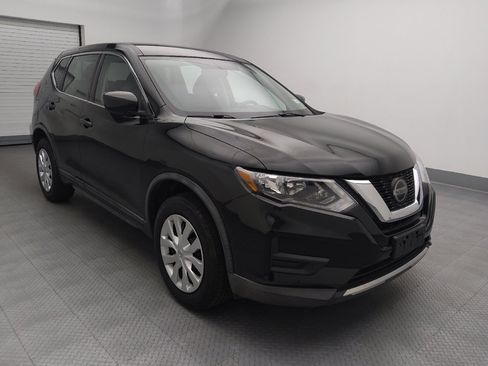 Used 2018 Nissan Rogue S AWD/4WD image 13