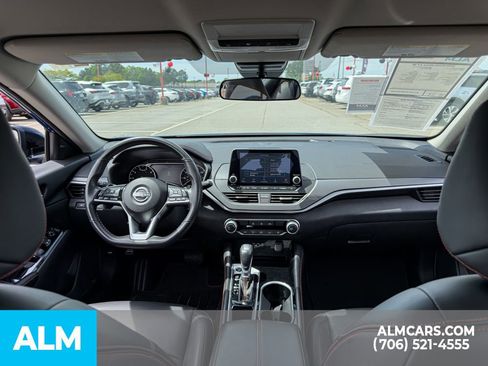 Used 2025 Nissan Altima 2.5 SR image 16