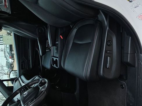 Used 2025 Honda Odyssey Sport-L image 11