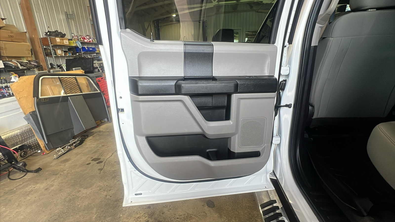 Used 2019 Ford F250 XL w/ Power Equipment Group AWD/4WD image 15