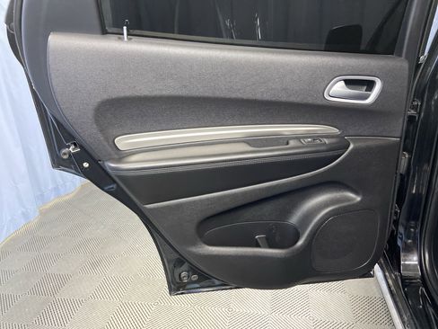 Certified 2020 Dodge Durango SXT w/ 3rd Row Seating Group image 24
