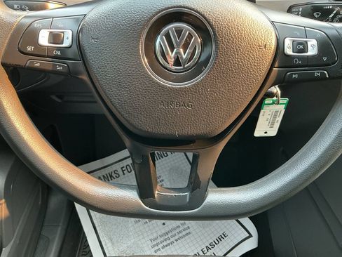 Used 2018 Volkswagen Atlas S FWD image 18
