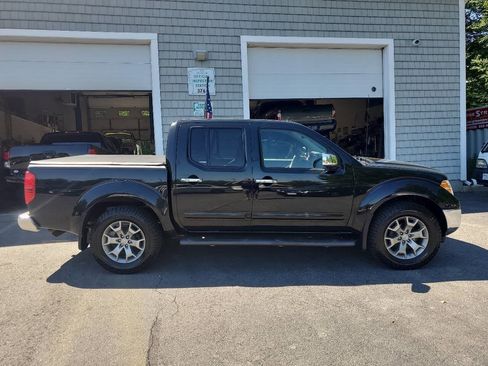 Used 2019 Nissan Frontier SL AWD/4WD image 8