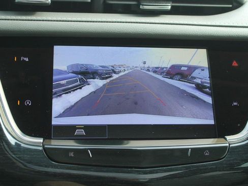 Used 2024 Cadillac XT6 Premium Luxury image 27