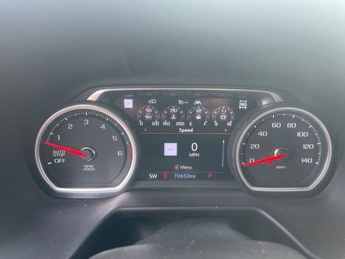 Used 2021 Chevrolet Suburban High Country image 19