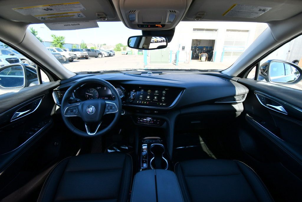 Used 2023 Buick Envision Essence AWD/4WD image 3