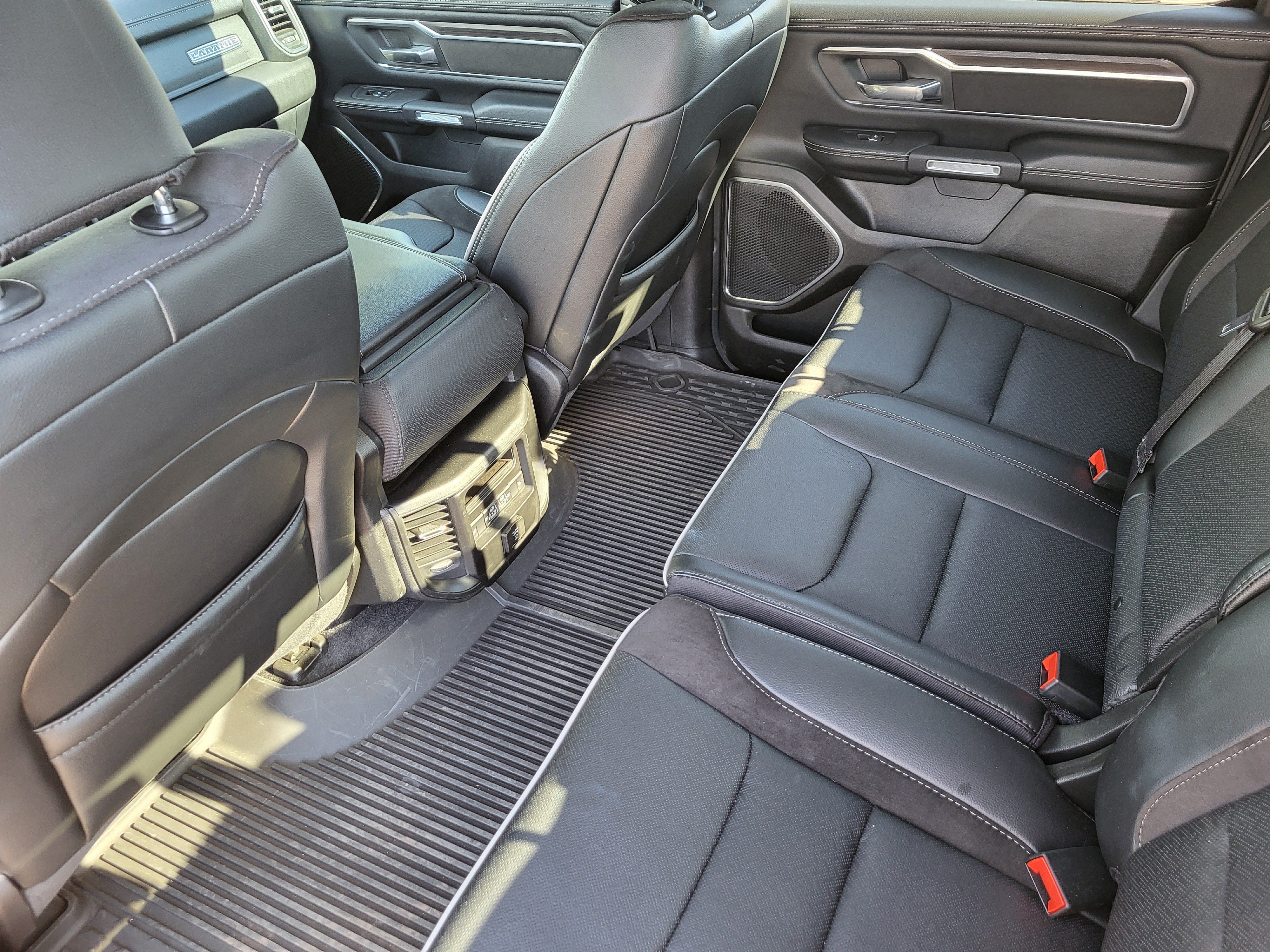Used 2025 RAM 1500 Laramie AWD/4WD image 22