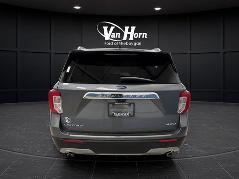 Used 2023 Ford Explorer Limited image 14