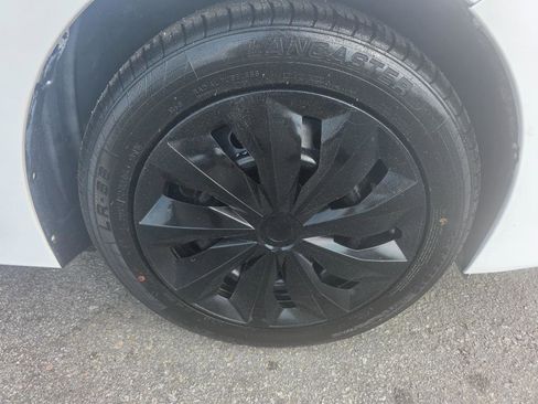 Used 2015 Toyota Corolla S FWD image 18