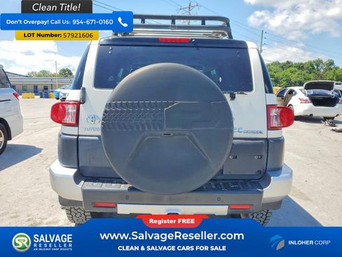 Used 2010 Toyota FJ Cruiser 4WD image 8