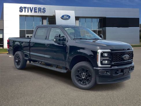 New 2026 Ford F250 Lariat w/ Black Appearance Package AWD/4WD image 1