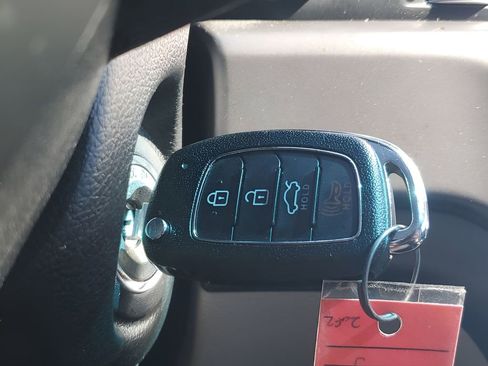 Used 2018 Hyundai Sonata SE image 35