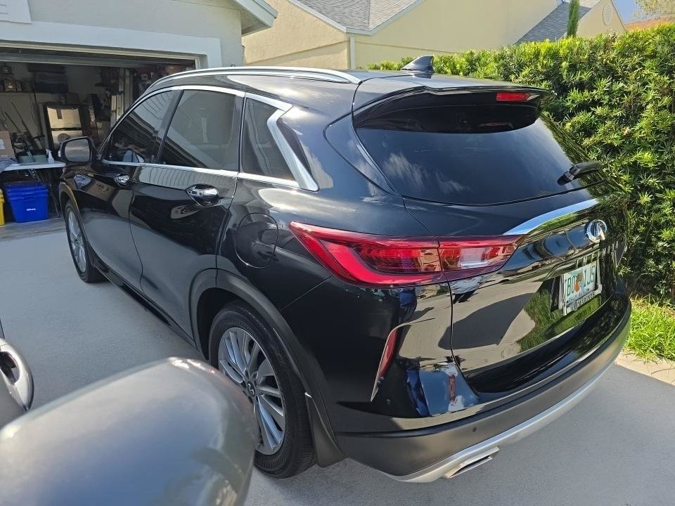 Certified 2023 INFINITI QX50 Luxe FWD image 3