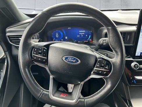 Used 2024 Ford Explorer ST w/ Equipment Group 401A AWD/4WD image 9