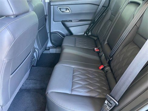 New 2026 Nissan Rogue Platinum w/ Platinum Premium Package image 13