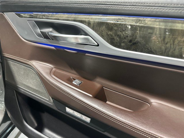 Used 2016 BMW 740i w/ Executive Package 2 RWD image 53
