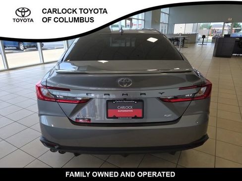 Used 2025 Toyota Camry SE FWD image 9