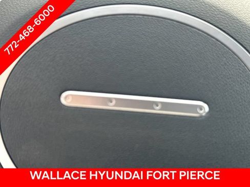 Used 2025 Hyundai Tucson SE FWD image 29