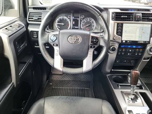 Used 2024 Toyota 4Runner Limited AWD/4WD image 27