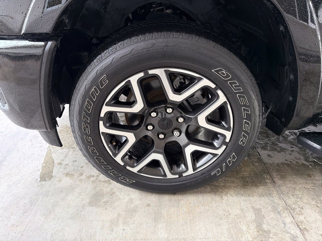 Used 2025 RAM 1500 Laramie w/ Sport Appearance Package AWD/4WD image 14
