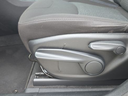 Used 2020 Jeep Cherokee Latitude image 22