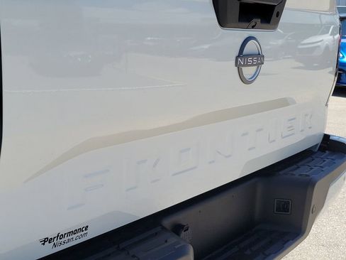 New 2026 Nissan Frontier SV RWD image 10