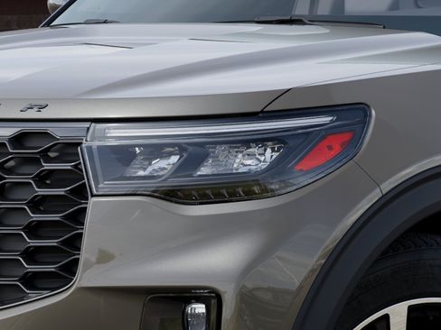 New 2027 Ford Explorer ST-Line AWD/4WD image 18