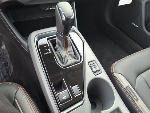 New 2025 Subaru Crosstrek 2.5i Limited w/ Crosstrek Mirror Package image 7