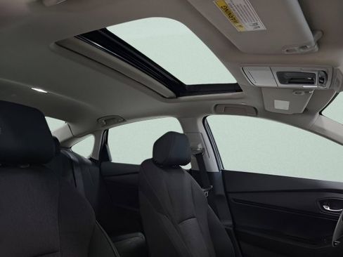 Used 2024 Honda Accord EX image 6
