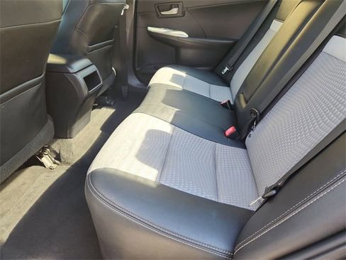 Used 2014 Toyota Camry SE image 20