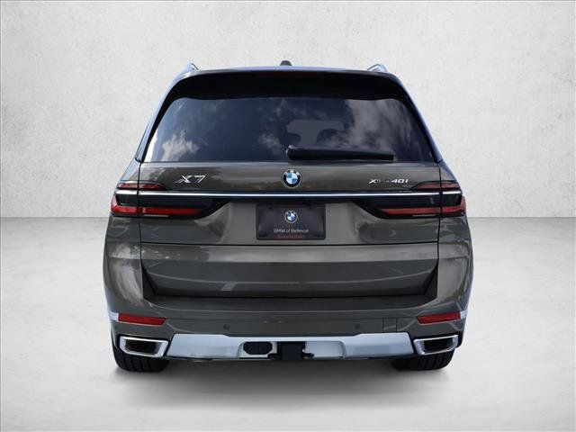Used 2027 BMW X7 xDrive40i w/ Executive Package AWD/4WD image 7