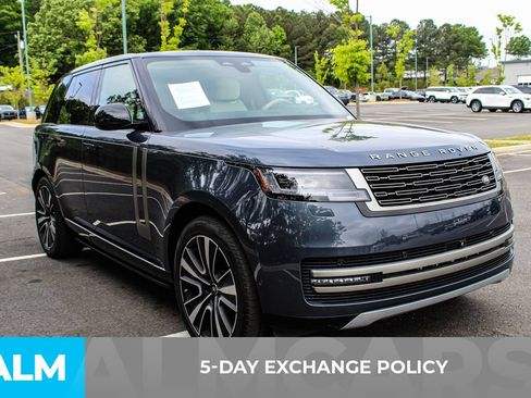 Used 2025 Land Rover Range Rover SE AWD/4WD image 3