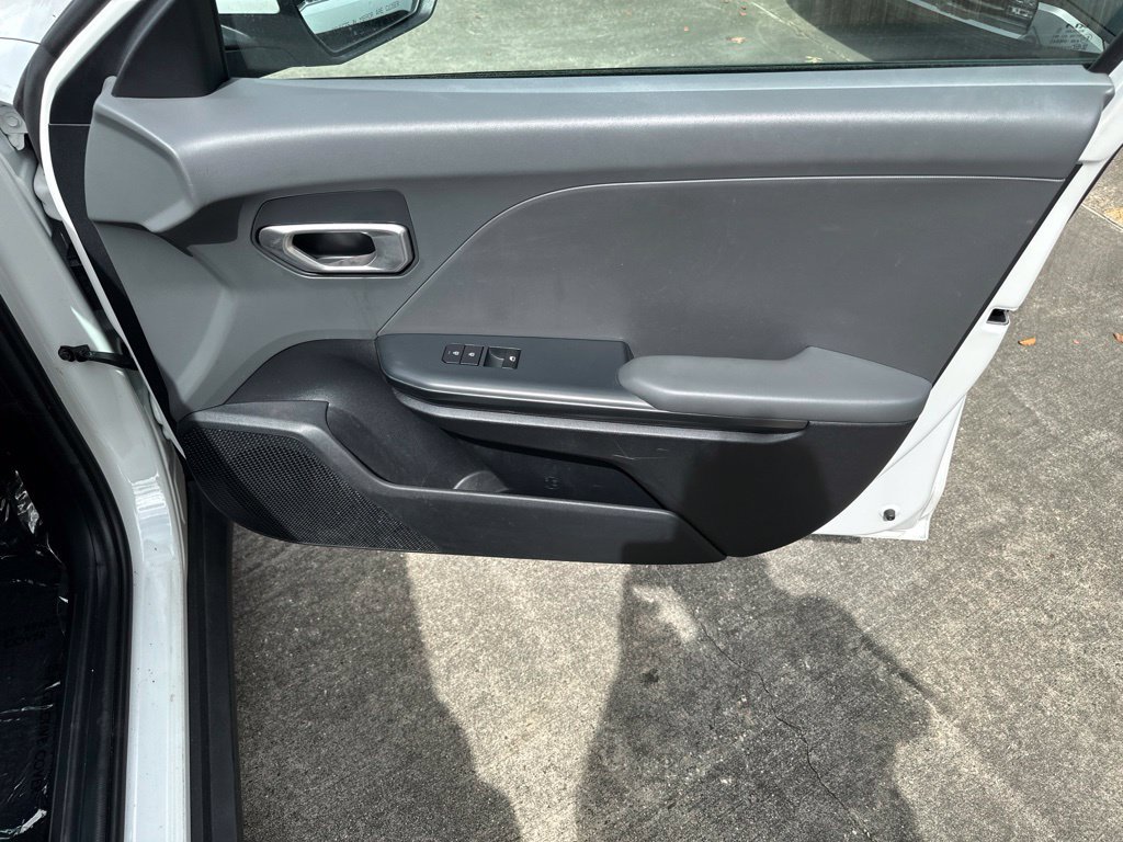 Used 2025 Kia K4 FWD image 30