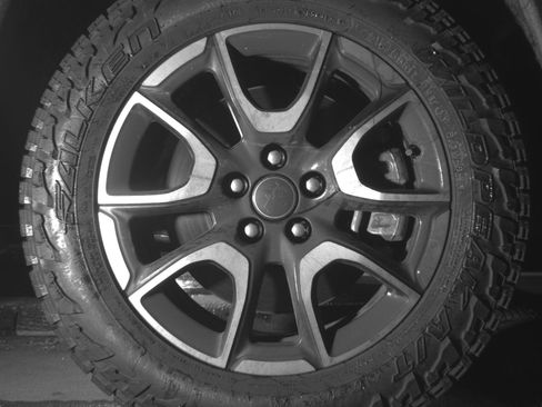 Used 2025 Jeep Compass Trailhawk AWD/4WD image 13