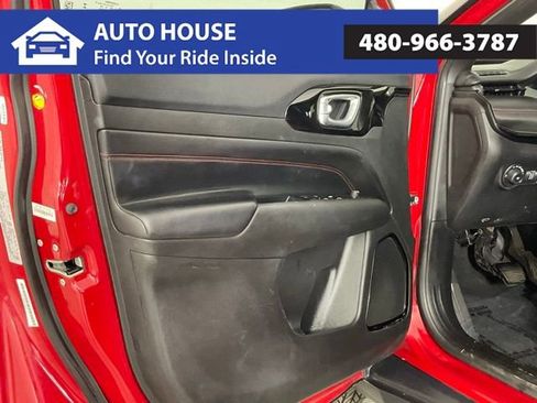Used 2023 Jeep Compass Trailhawk AWD/4WD image 13