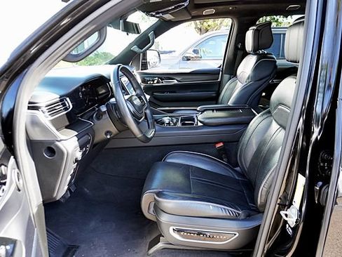 Certified 2024 Jeep Grand Wagoneer L Series II w/ Quick Order Packagew 28T AWD/4WD image 15
