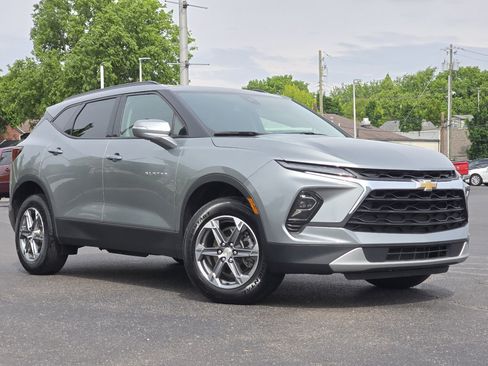 Certified 2023 Chevrolet Blazer LT FWD image 2