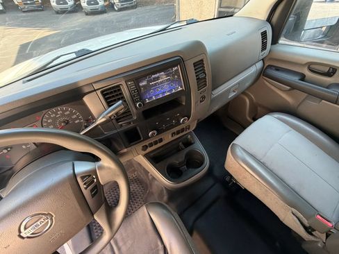 Used 2020 Nissan NV 1500 SV RWD image 19