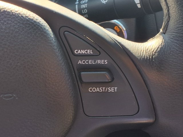 Used 2015 INFINITI Q40 w/ Moonroof Package RWD image 14