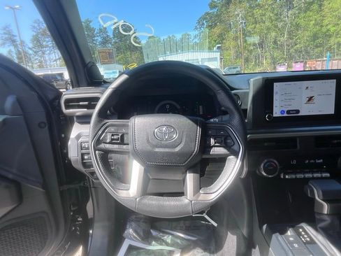 Used 2024 Toyota Tacoma SR5 image 10