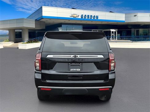 Used 2023 Chevrolet Tahoe LT w/ Luxury Package image 4
